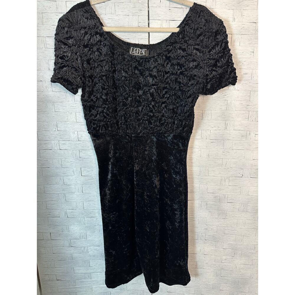 Vintage Velvet Dress Mini City Triangle Romantic Vamp WhimsyGoth Smocked Top‎